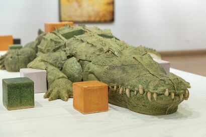 Fragments of Survival - A Modular Ceramic Sculpture - a Sculpture & Installation Artowrk by Rückert Julia