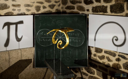 Equation miroir (mirror equation) - a Sculpture & Installation Artowrk by Morpho