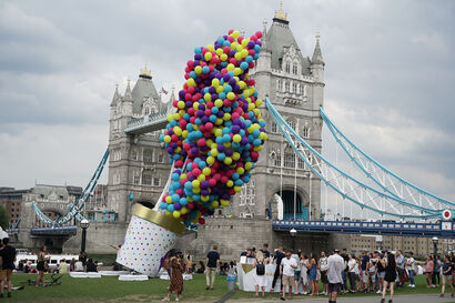 “BALLOONS IN THE WIND - a Photographic Art Artowrk by Joseph Cannizzaro