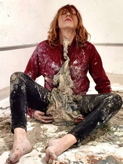 Alamb - a Performance Artowrk by Alessandra Maoggi /Russell Giacosa