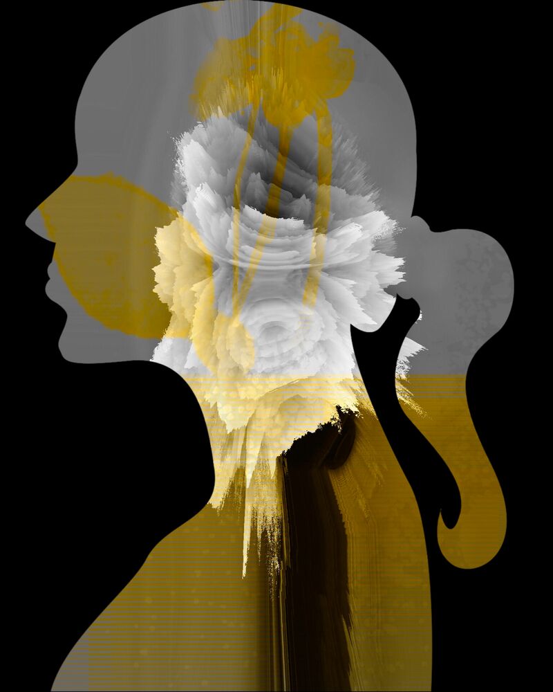 Golden Lady rebirth - a Digital Art by giuliabaita_artista 