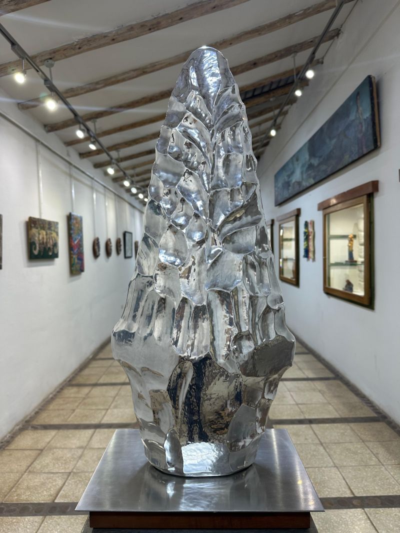  Celestial Arrow - a Sculpture & Installation by Pablo Seminario