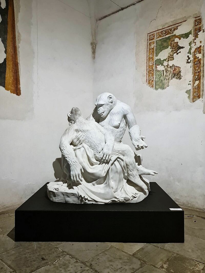 Senza pieta - a Sculpture & Installation by Johan  Friso