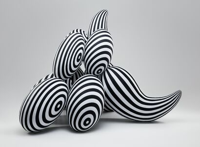 Hypnoflower - a Sculpture & Installation Artowrk by Sasha Frolova