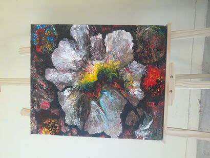 flower  - a Paint Artowrk by Edward  Majchrowicz 