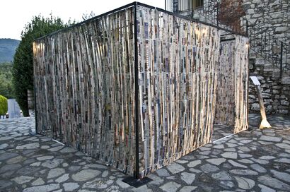 La casa degli specchi - a Sculpture & Installation Artowrk by Giada Crispiels