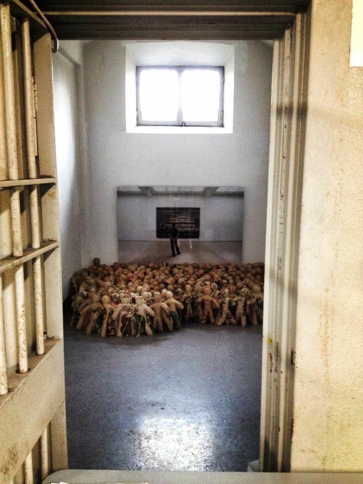 humen resources - a Sculpture & Installation by luca razzano