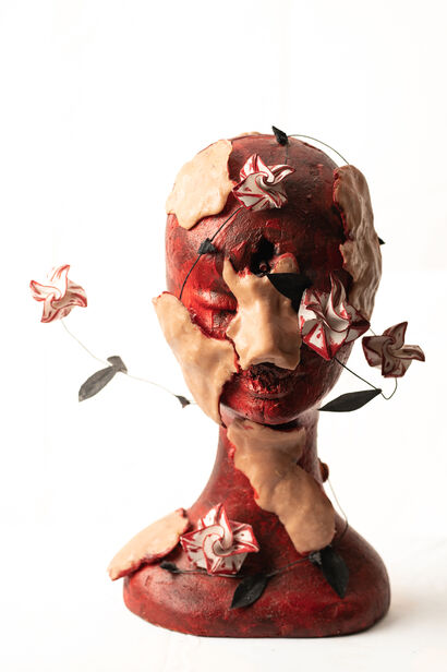 Bloody blossom - a Sculpture & Installation Artowrk by Ufoz
