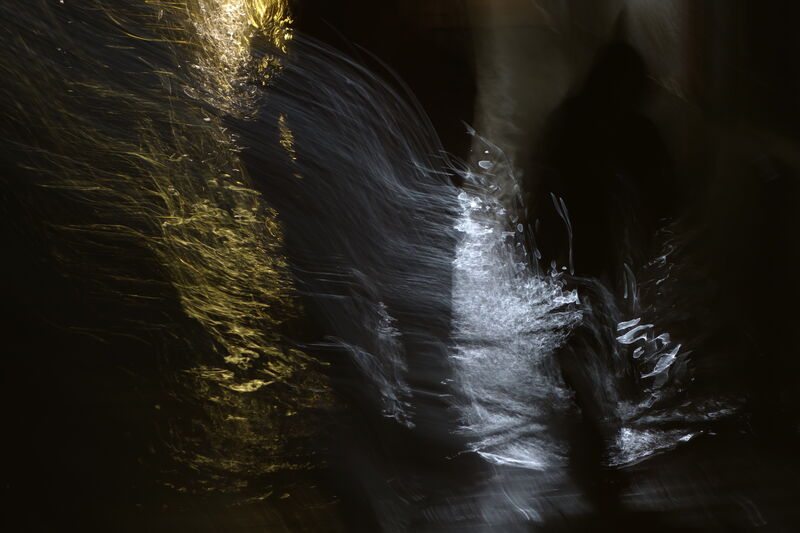apare e scompare - acqua alta 1 - a Photographic Art by Robert Kaelin
