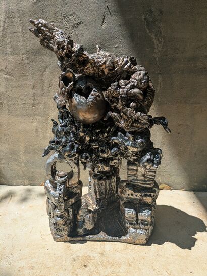 Cradle of Collapse - a Sculpture & Installation Artowrk by YUICHI KOIZUMI