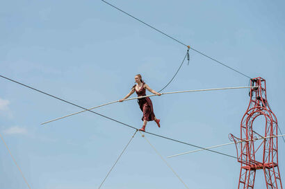 Tight Rope Dance Installation - a Sculpture & Installation Artowrk by RINUS  Rossewij 