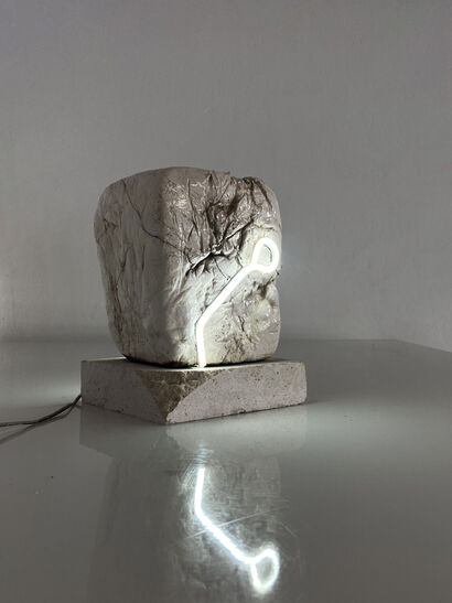 Monolith 4 - A Sculpture & Installation Artwork by Simone Guideri