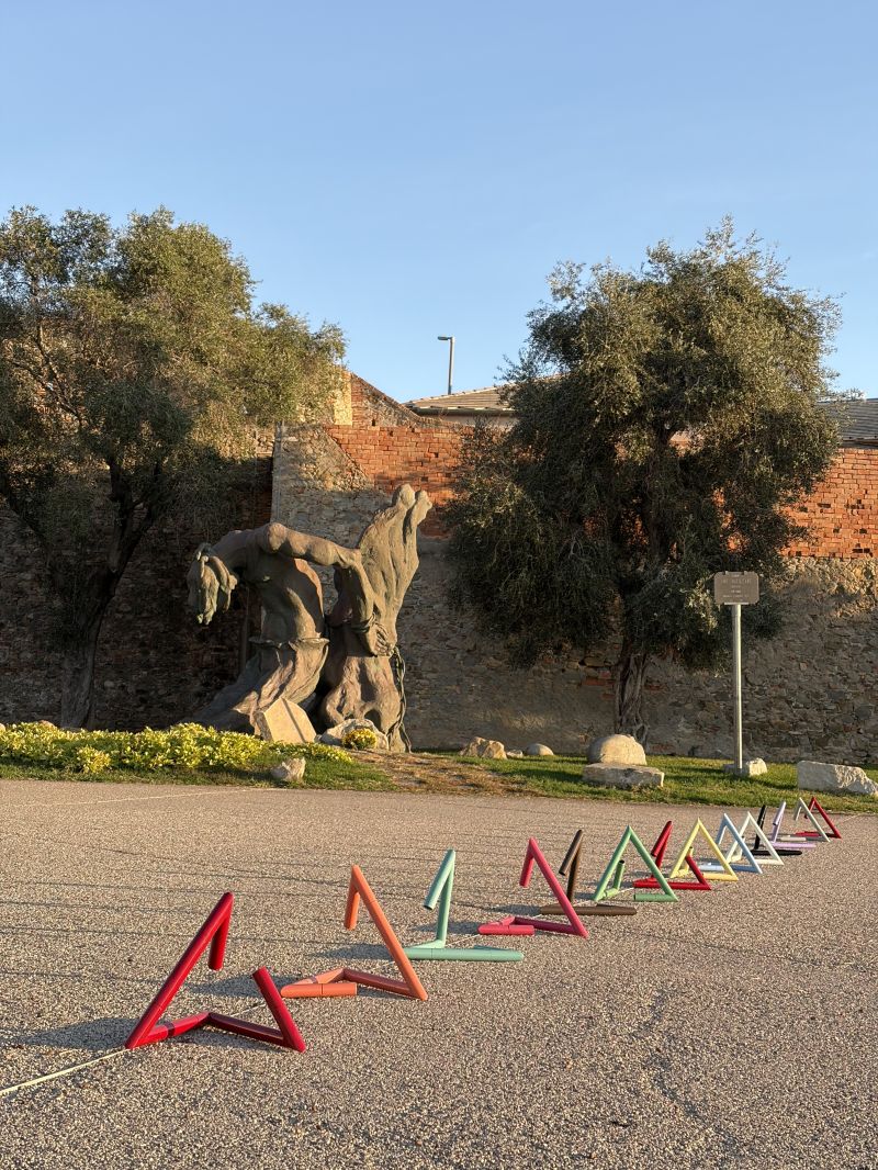FULL STOP - a Sculpture & Installation by Igor Grigoletto