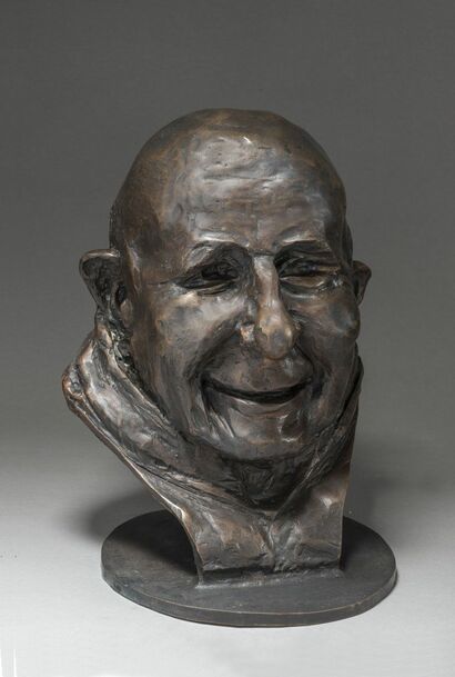 THE BRIGHTEST SMILE FOR GOMBITELLI / Portrait - a Sculpture & Installation Artowrk by DCD