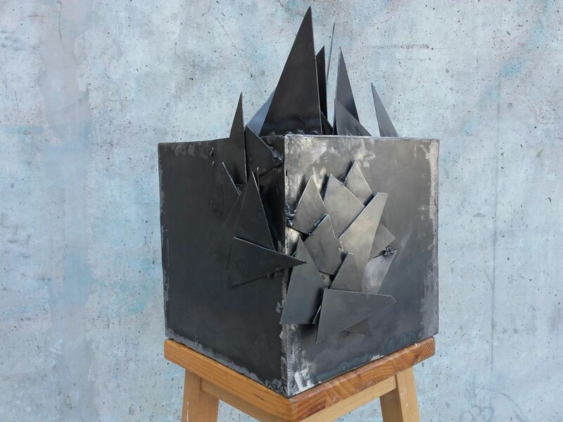 INQUIETUD - a Sculpture & Installation by Valentina Faenza