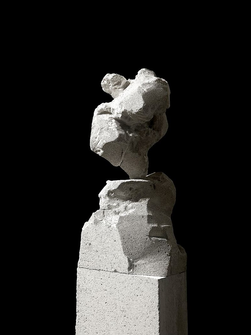 Kavrelis - a Sculpture & Installation by Jakub Dziewulski