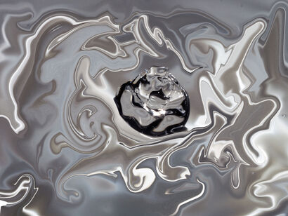 Metallo liquido - a Photographic Art Artowrk by Giuseppe Persia
