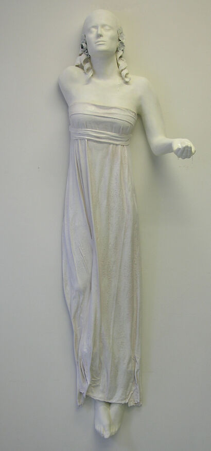 Ofelia - a Sculpture & Installation Artowrk by Denise Sanna