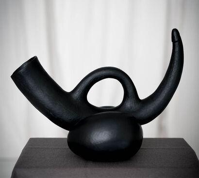 Porron with Balls  - A Sculpture & Installation Artwork by Alejandro Lucadamo