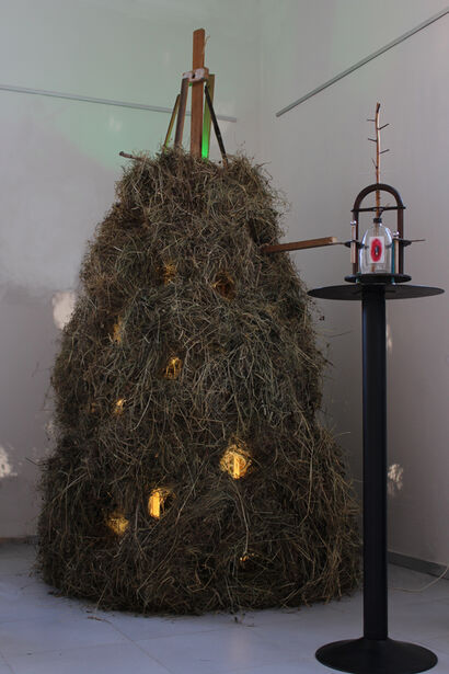 Pagliaio natalizio - A Sculpture & Installation Artwork by Miroslav Pallo