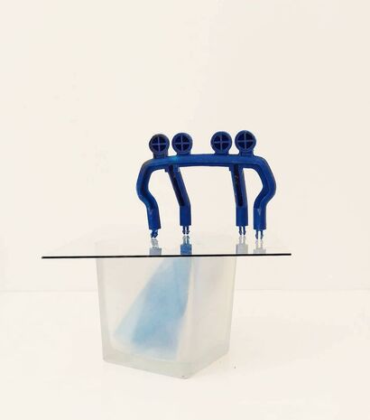 Together  - a Sculpture & Installation Artowrk by Roland  Jetschmanegg