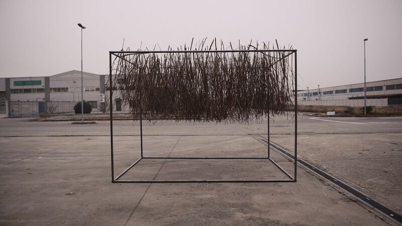 Riempimento di un vuoto - a Sculpture & Installation by Alessandra Alampi