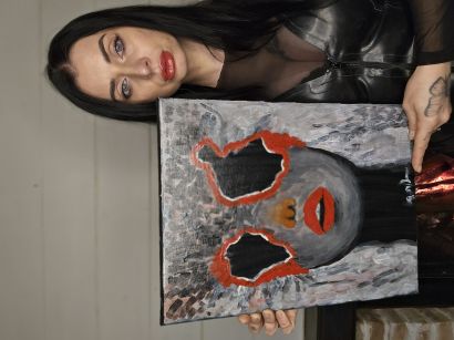 Mesmerized Woman - a Paint Artowrk by Virago