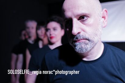 SOLOSELFIE - a Performance Artowrk by nora*c