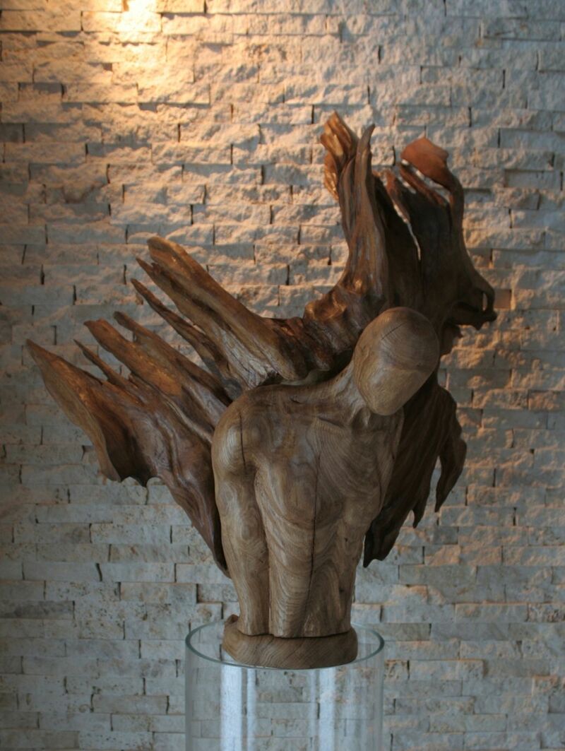SERAFIN - a Sculpture & Installation by MF100