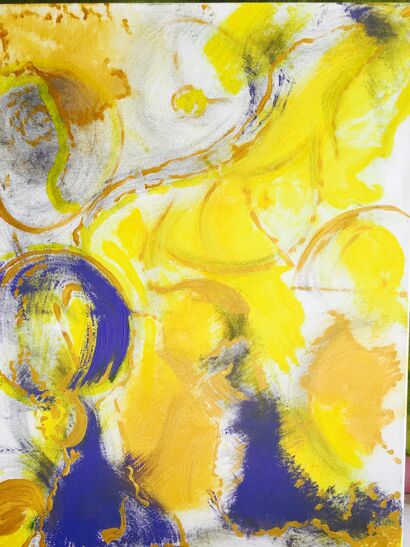yellow insights  - A Paint Artwork by Eva Neeracher
