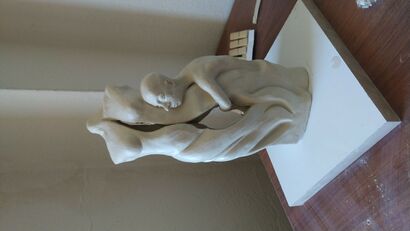 The Hug - a Sculpture & Installation Artowrk by Alp Sencer Çalışkan