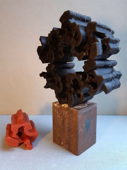 Modular Core #1 girante - A Sculpture & Installation Artwork by LATINA ZOICH