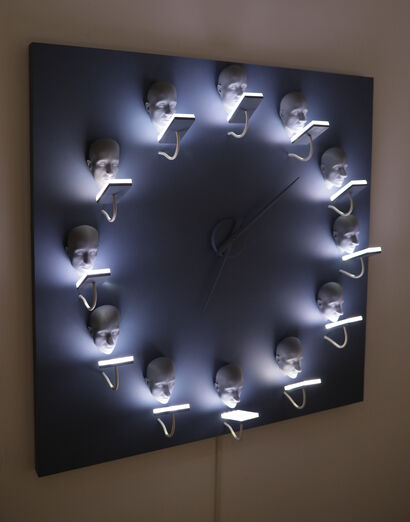 PIN8 - a Sculpture & Installation Artowrk by Vidaña