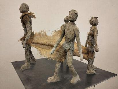 La lacerazione del tessuto sociale - a Sculpture & Installation Artowrk by riccardo adreani