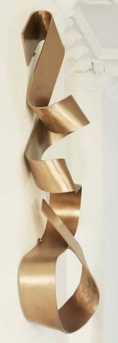 Copper line wall - A Sculpture & Installation Artwork by ENG LEYJA