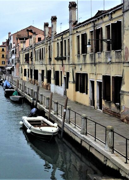 Venice - Pop 2 - a Photographic Art Artowrk by Andrea Perin - Lo scrittore della laguna