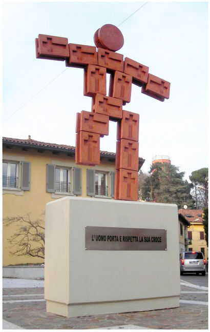 L'uomo porta la sua croce e la rispetta - A Sculpture & Installation Artwork by Bos
