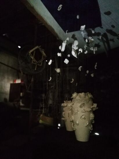 Pioggia di infiniti oggetti - A Sculpture & Installation Artwork by Massimo Trogu