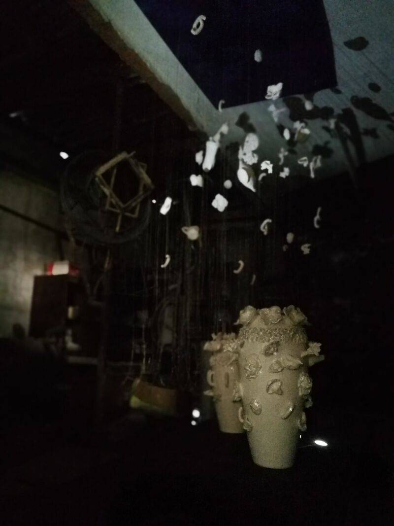 Pioggia di infiniti oggetti - a Sculpture & Installation by Massimo Trogu